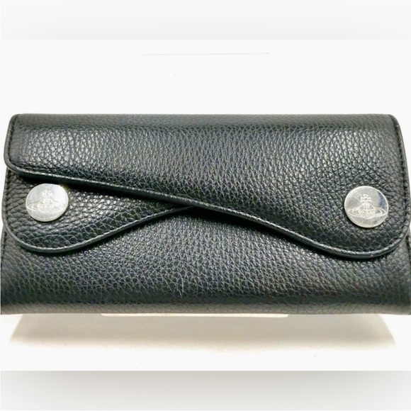 I am LIVE! Heart “❤️” my flyer for my Next Live Steals & Deals Show. - Picture 8 of 16